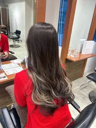 【学割U24🩶何度でもOK🎀ロング料金なし】インナーカラー(ブリーチ込)＋TOKIOベーストリートメント