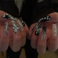 🉐４月限定価格🪐120分アートし放題(おまかせ・持ち込み🆗パーツ付き)✧︎*。