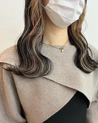 当日予約🉑 🍬インナーカラー(ケアブリーチ1回込み)🍬＋保湿トリートメント