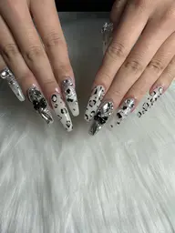 【オフあり】ゴテゴテネイル