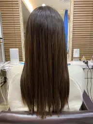 【髪質改善】ブラシで伸ばす★こだわりの自然縮毛矯正＋デザインカット