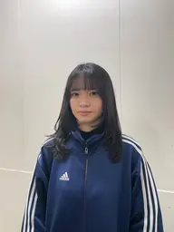 ワンレンorレイヤーカット+トリートメント　【予約リクエストからお願いします】