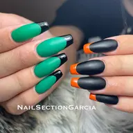 【スカルプ】長さ出し+ジェルフレンチ