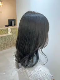 【当日平日予約限定】初回～来店3回目までOK🫧シングルカラーをモデル料金で🫧＋千円でオージュアトリートメント可☆