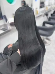 ミニモ学割🤍平日限定🤍《🤍U-24限定🤍》縮毛矯正＋カット＋カラー＋外部補修トリートメント🖤