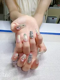 (初回/自店ジェルオフ無料)120分コース.簡単アート4本まで【小さいストーンつ無料】