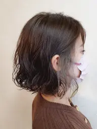 【女性パーマ】艶潤いパーマ+カット+CMCトリートメント 税込み価格