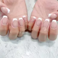 【オフ有り】フレンチネイル🧸⭐️パラジェル※初回オフ無料