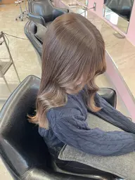 カット+ブリーチなしWカラー🩵+トリートメント💫 ¥12500 → ¥8750