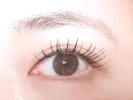 超軽量!【フラットラッシュ100本+長持ちコーティング付き】(2回目以降+500円)