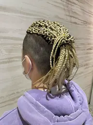 エクステブレイズ、ツーブロック刈り上げブレイズ、ドレッド、編み込みエクステ、特殊エクステ、メンズエクステ、特殊ヘア