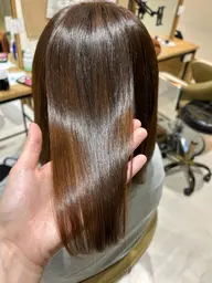 👩🏻💞 縮毛矯正