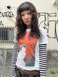 スパイラルパーマ＋トリートメント＋カット　　肩下