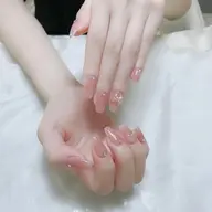 🍀🍀チップ長さ出しワンカラー／ラメグラデーション（2個パーツ付）（モデル）