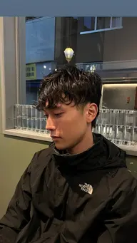 Mens cut twistspiralperm