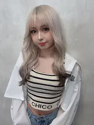 ケアブリーチ2回＋カラー＋トリートメント🌟ホワイトカラー、ペールトーン、黒染め履歴がある方向け💁‍♀️メンズ同価格