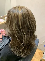 カット/デザインカラー(ダメージレスブリーチも追加料金でご用意あります)#インナーカラー#イヤリングカラー#ハイライト