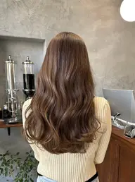 【3月限定🎓💐🌸】ハーフブリーチ＋カット＋髪質改善TR🫧