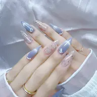 【平日限定/今月限定】¥4,000 持込デザイン♦︎スタンダードコース(アート4本程度まで対応可)