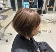 【minimo限定価格】18時のみ！ブリーチ+透明感カラー+トリートメント✨¥5000