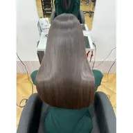 🎗️デザインカット+✨美髪縮毛矯正+りんご幹細胞培養液Tr🫧【柔らかく艶のある美髪へ】
