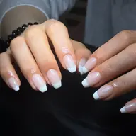 フレンチネイル