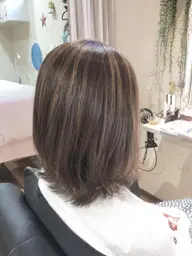 🌈白髪でお悩みの方🌟人気No.1✨白髪を生かす🌸ぼかしカラー＆トリートメント