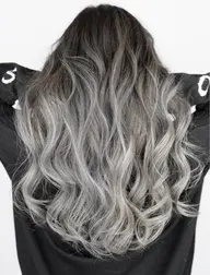 🔱【ホットペッパーエリア】🔱個人カラー人気部門第1位✨ケアブリーチ+美髪ケアトリートメント