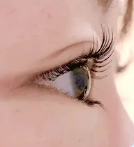 小中高生まつ毛パーマ