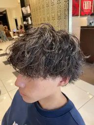 メンズ人気No.3‼️🔱　カット+波巻きスパイラルパーマ+トリートメント