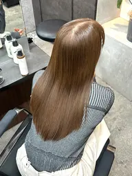 【🔥春に向けてオススメ透明感up🔥】ブリーチなしダブルカラー➕カット➕艶々トリートメント