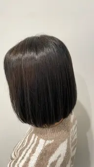 朝のスタイリングを楽に！！　　　　　　　　　　　　　　　カット➕縮毛矯正➕ Aujuaトリートメント