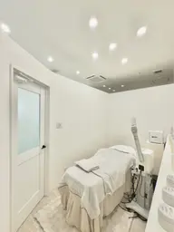 【時短エステ】お顔洗浄&マッサージ、毛穴洗浄、たるみの引き上げ、パックと充実プラン✨✨お肌分析付きのエステです