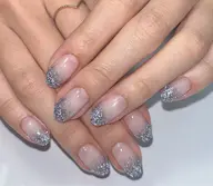 ラメグラ、フラッシュグラ、塗りかけネイル（ジェルオフ+500円）