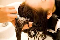 💖『疲れ時にスッキリ❕』💖カット+リラクゼーションヘッドスパ(リフトアップ効果や頭皮ケア)