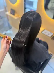 女性限定👧🏻カット+カラー🦔(おしゃれ染めの全体染めドライ、ブロー込み)ロング料金なし