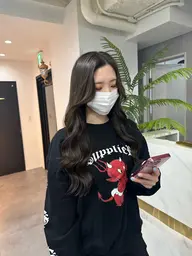 カット＋高彩度カラー(白髪染め可)＋選べるTR　8900円　月火以外のご予約お願いいたします