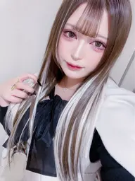 🧝🏻‍♀️プラチナシールエクステ60枚（52cm）🧝🏻‍♀️ 《原色エクステ追加料金なし🎶》