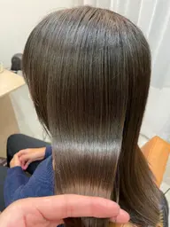 🪞お悩み解消🪞ノーダメージ酸性縮毛矯正+システムトリートメント