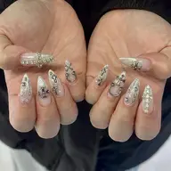 パーツ250種類♪チップ長さだしワンカラー＋パーツ乗せ放題☆.*˚