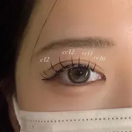 ナチュラルに盛りたい派におすすめ🩷100本フラットラッシュ🤍