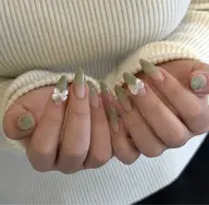 【2月おすすめ長さだしチップ➕マグネット🧲ミラー🪞グラデーションいずれかとパーツor埋め尽くし2本【自爪6490円】