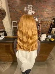 ケアブリーチオンカラー➕超音波トリートメント🦋🌷「ブリーチ➕全体カラー⭐️」