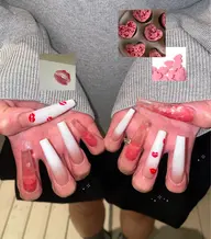 【full art】チップ長さだし+デザインネイル/6本~アートor左右別デザイン¥FREE↪︎stone/parts4