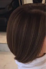 【ケアブリーチ・N.カラー使用】白髪ぼかしハイライト＋フルカラー