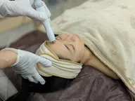 【性別不問】年齢肌を整える光フェイシャル＋高保湿エイジング美容成分導入トリートメント　※カウンセリング込