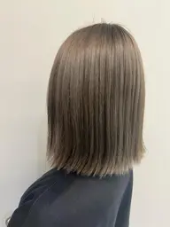 【平日限定🍀】ケアブリーチ+カラー+トリートメント🎈