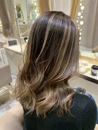 💜平日限定💜カット+外国人風ハイライト+レイヤートリートメント💜白髪ぼかしにも◎