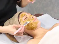 ハーブピーリング【しわ、シミケア・毛穴・ニキビケア】