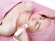 即効果実感!ほうれい線 たるみ改善☆目元もぱっちり【小顔リフトUPコース】